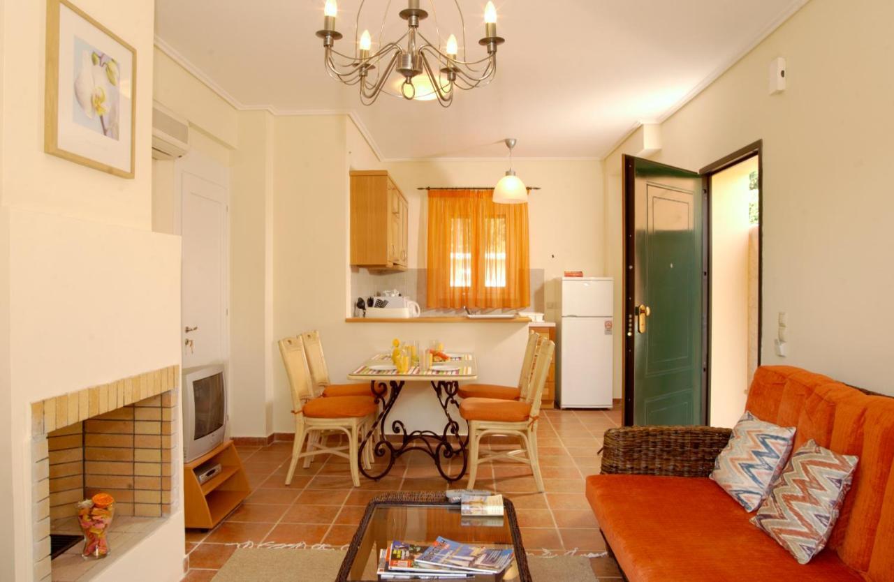 La Riviera Barbati Seaside Apartments & Villas 외부 사진